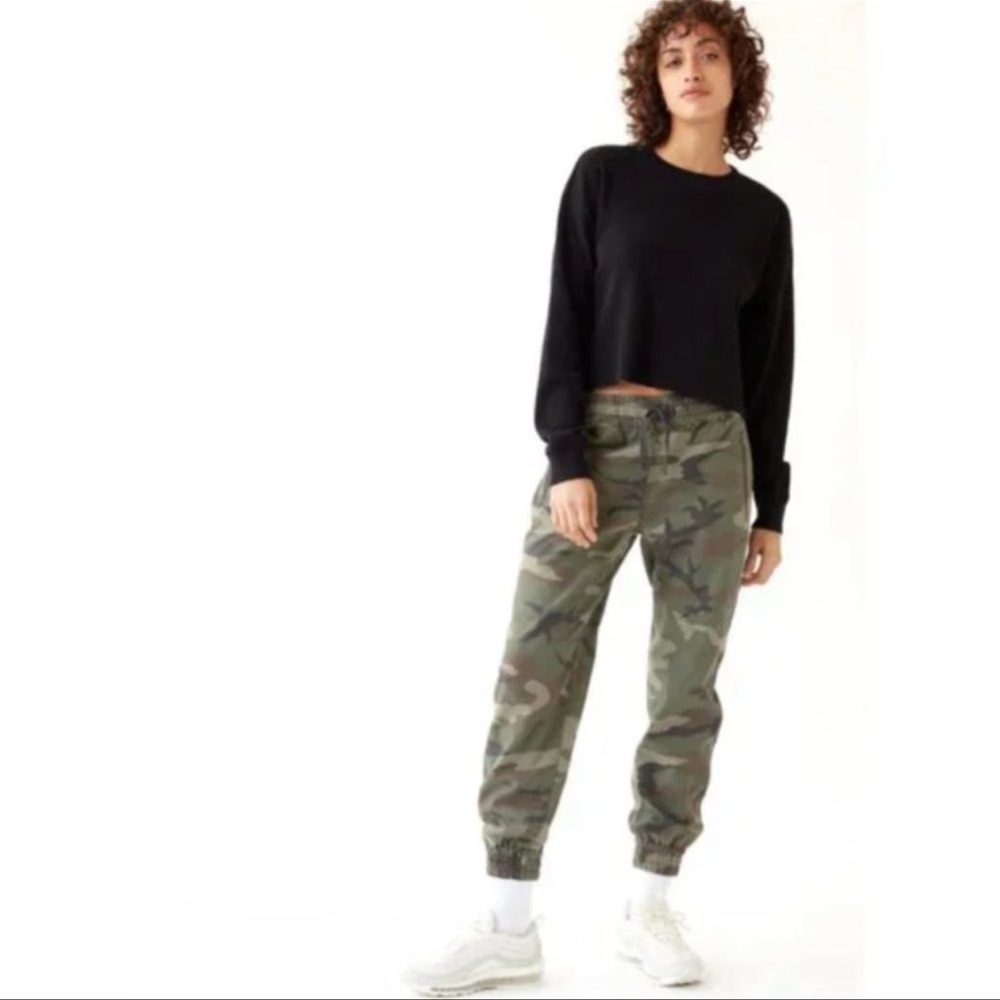 Aritzia TNA Army Pants